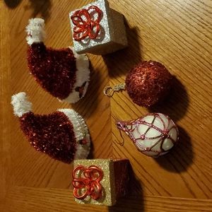 Set of 6 non breakable Christmas 🎄 ornaments